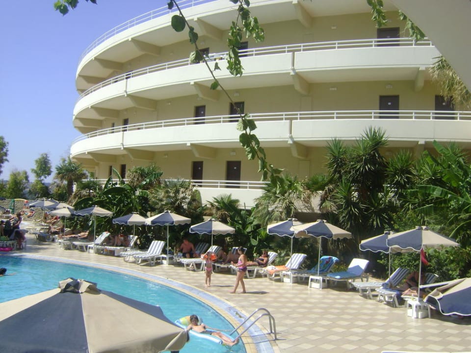 Schöne Poolanlage Hotel Kalithea Mare Palace