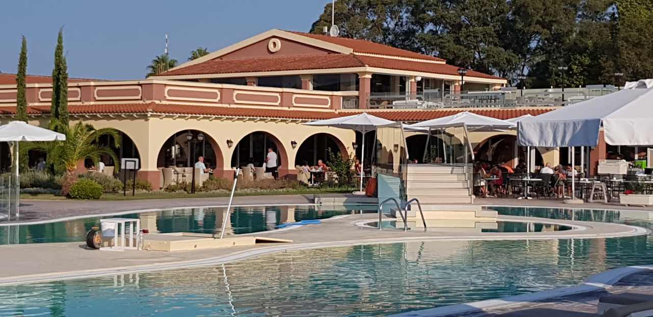 Pool Capo Di Corfu  (Im Umbau/Renovierung)