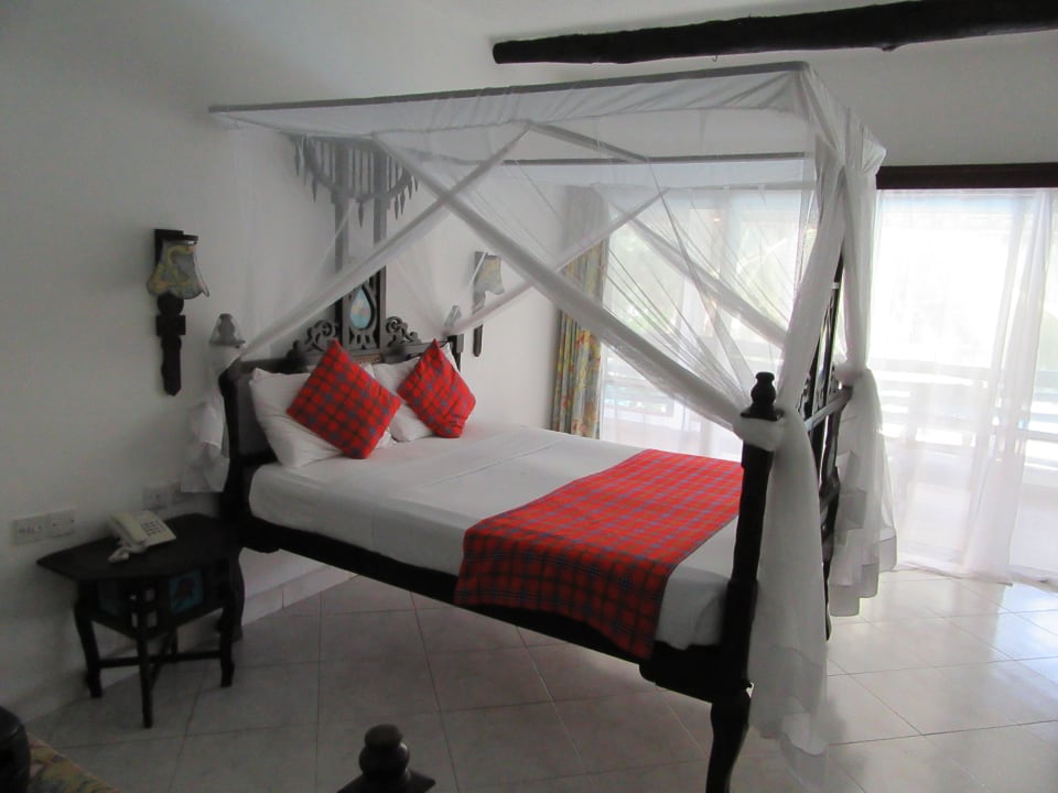 Bett Hotel Southern Palms Beach Resort