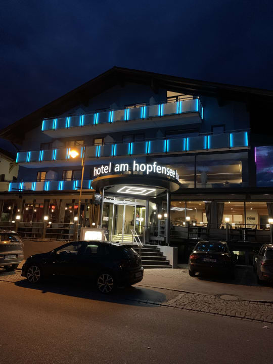Außenansicht Hotel am Hopfensee