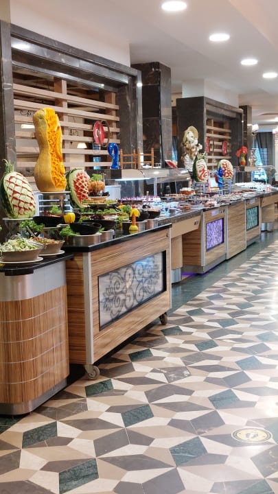 Gastro Alba Queen Hotel