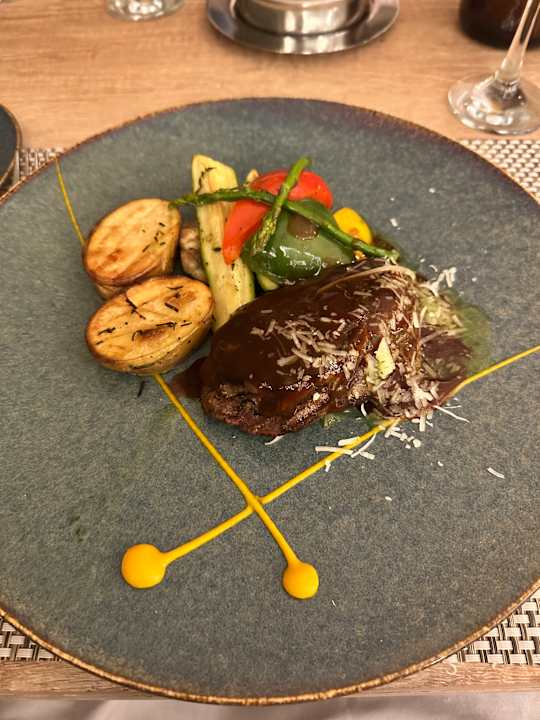 Gastro JAZ Elite Casa del Mar Beach