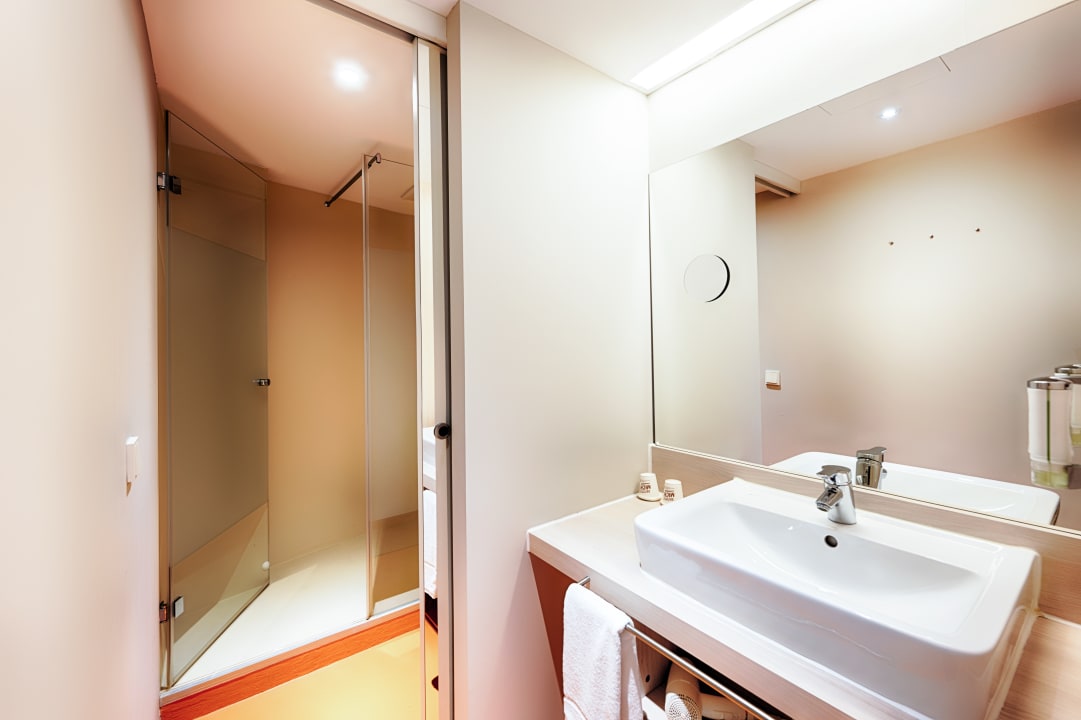 Zimmer B&B Hotel Aalen