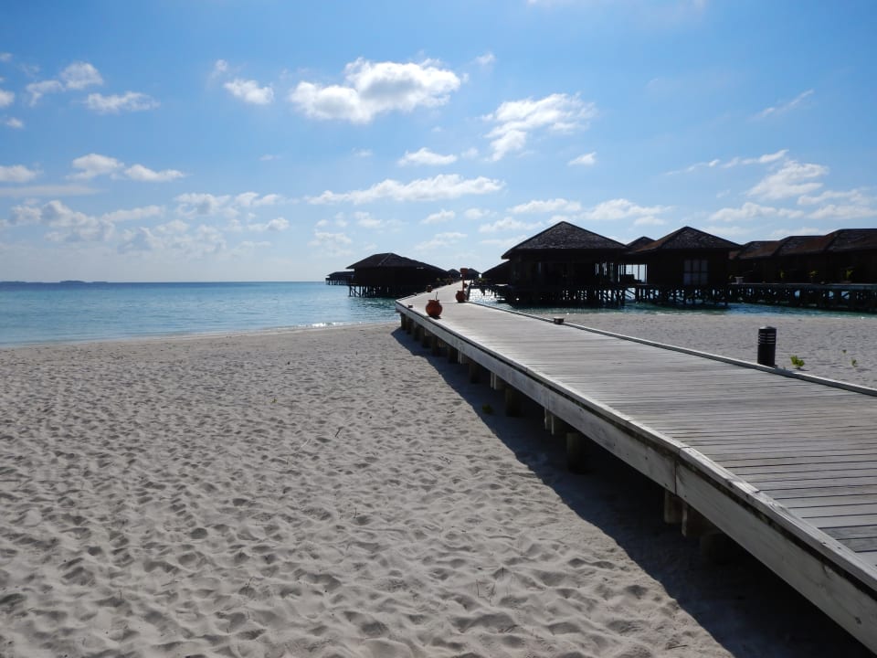 Strand Vilamendhoo Island Resort & Spa