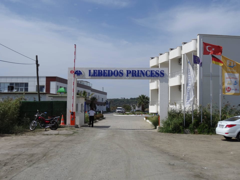 Einfahrt Labranda Lebedos Princess