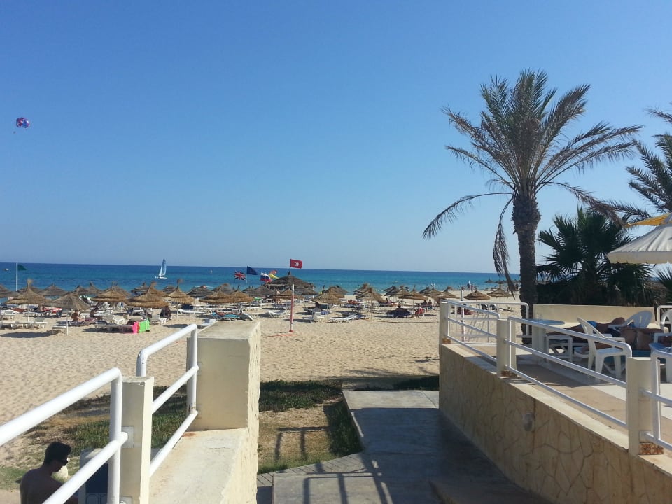 Der weg zum Hotel-Strand Omar Khayam Resort & Aquapark