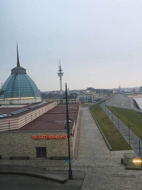 Ausblick ATLANTIC Hotel Sail City