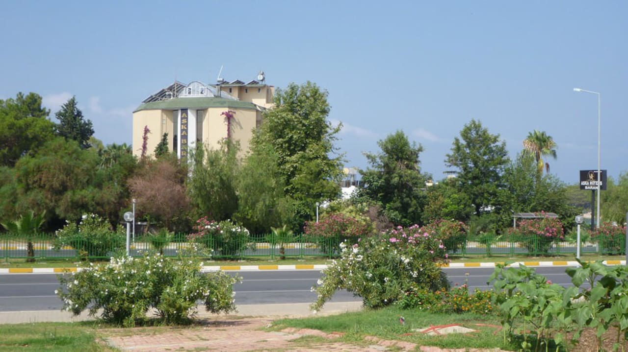 Ansicht von der Hauptstraße Incekum Su Hotel