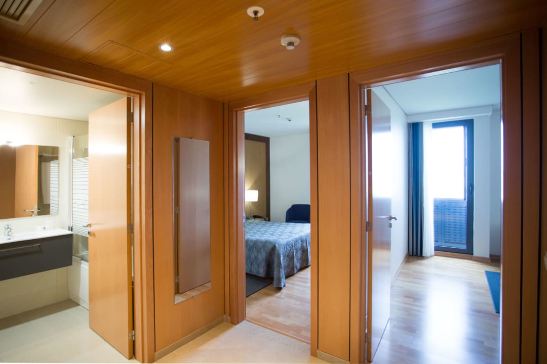 Zimmer Antillia Hotel Apartments