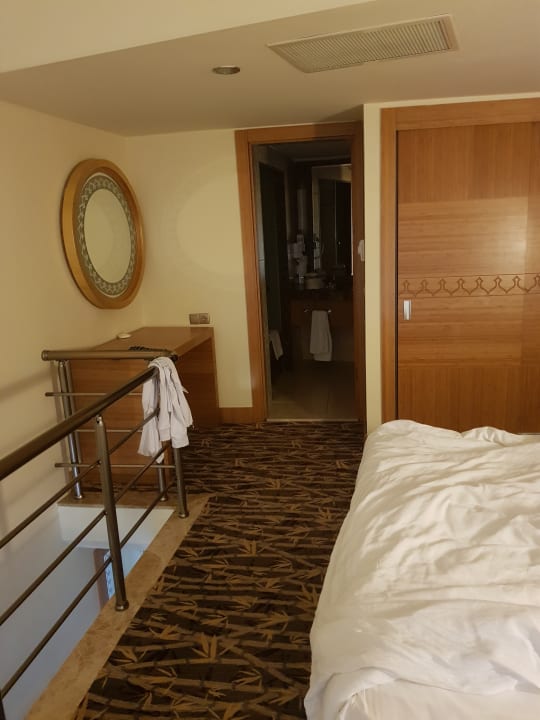 Zimmer Hotel Royal Dragon