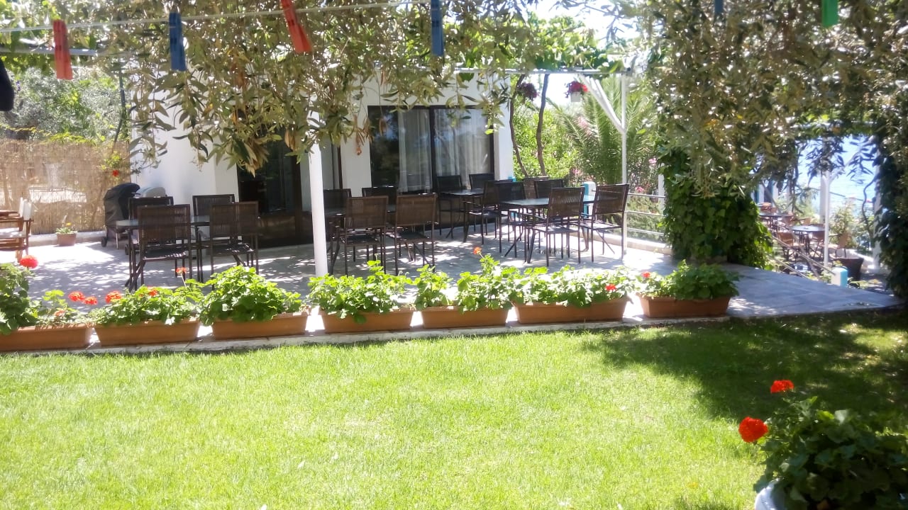 Gartenanlage Gorgona Rooms