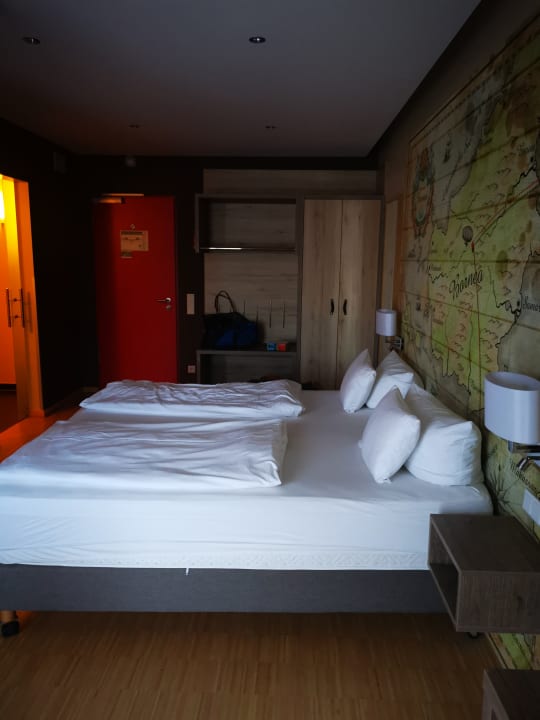 Zimmer Tropical Islands Resort