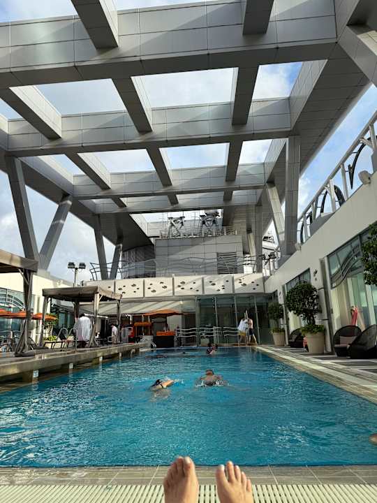 Pool Cordis Hotel