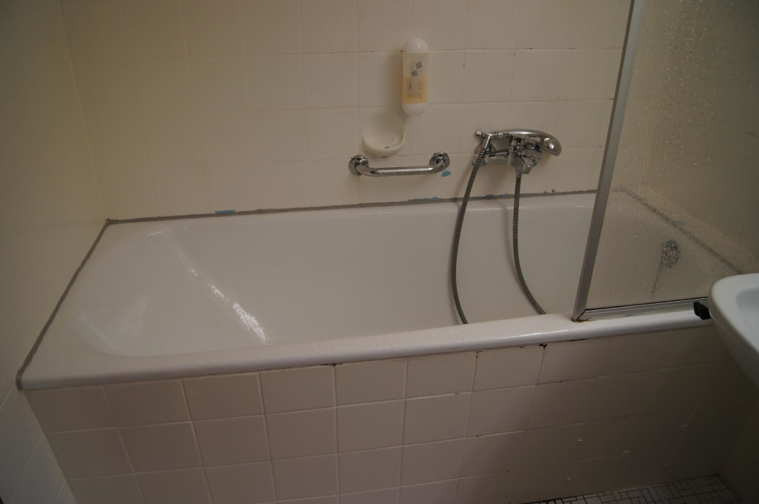 Unangenehmes Badezimmer Tulip Inn Roadhouse Kirchheim