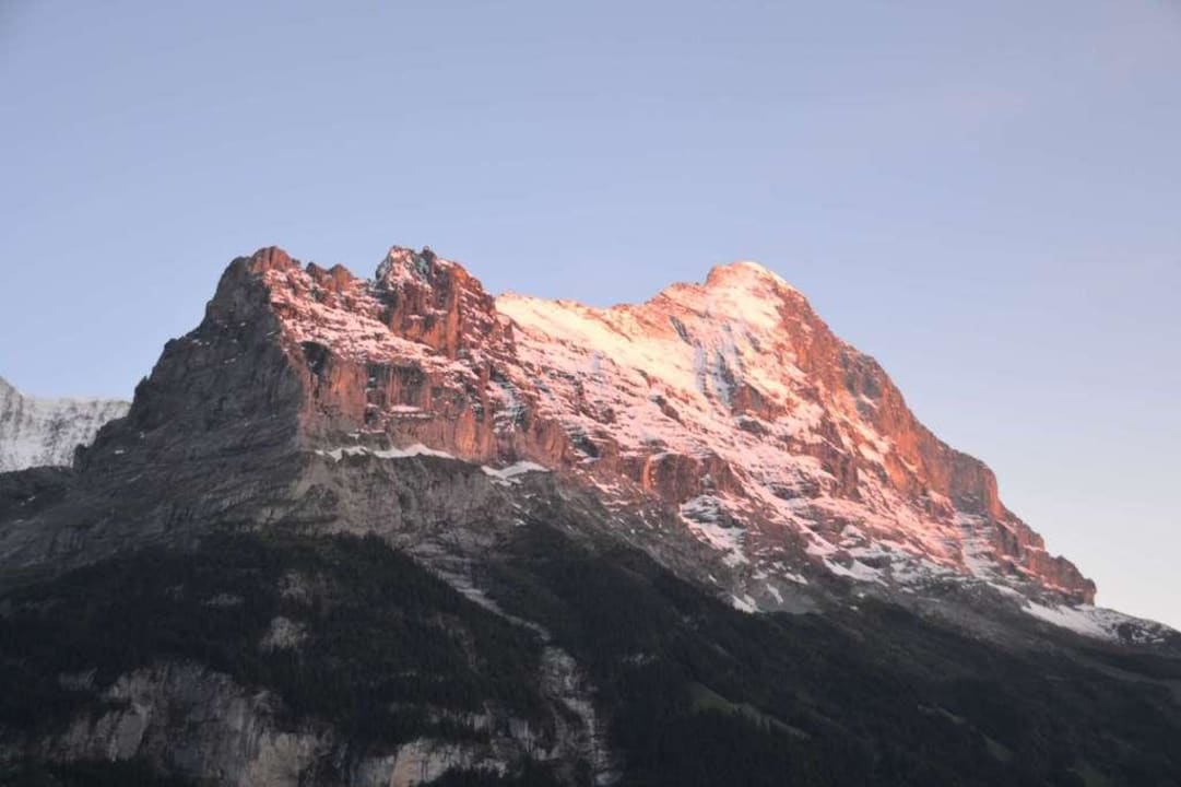 Eiger im Sonnenuntergang Hotel Lauberhorn