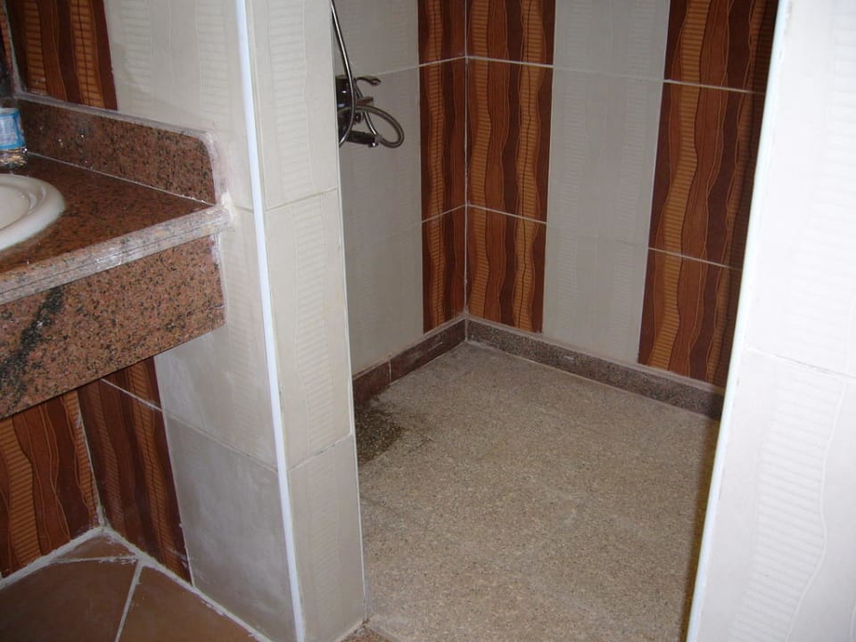 Ebenerdige Duche Pickalbatros Alf Leila Wa Leila Resort - Neverland Hurghada