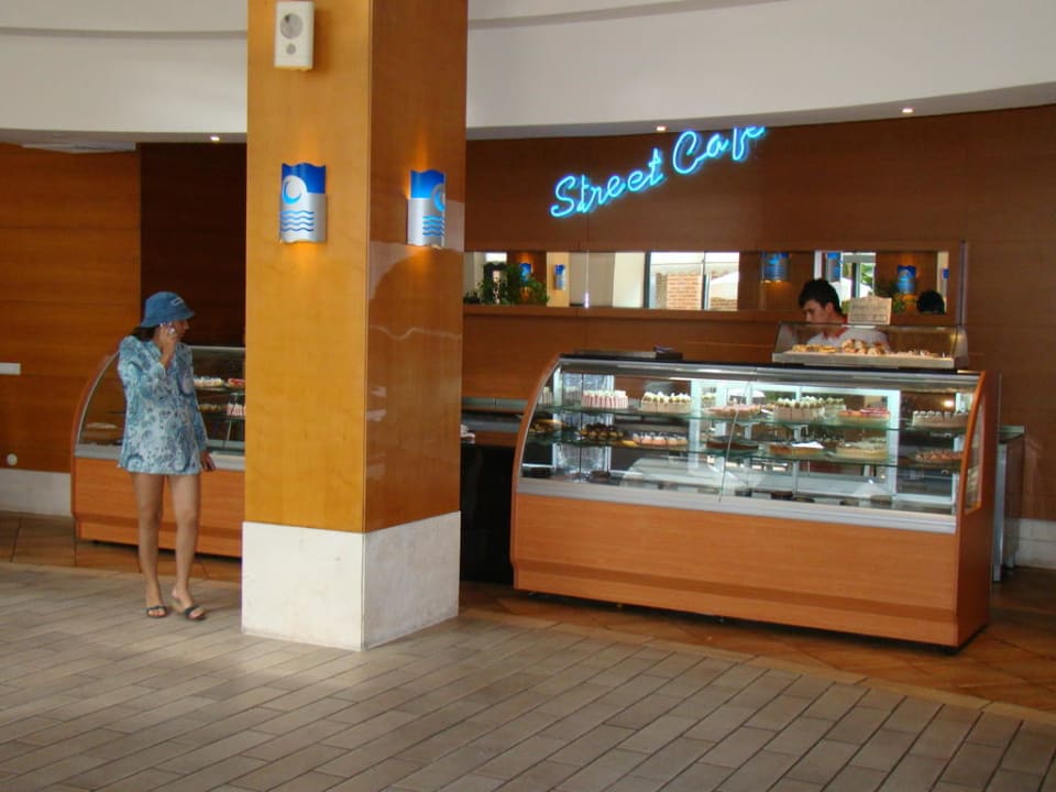 Кондитерская Limak Limra Hotel & Resort