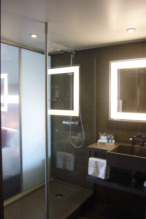 Dusche Hotel Novotel London Waterloo