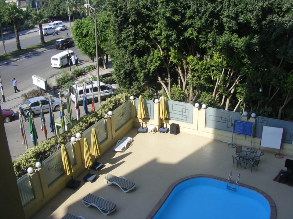 Blick aus dem Zimmer im  Stadthotel Horizon Aracan Pyramids Hotel