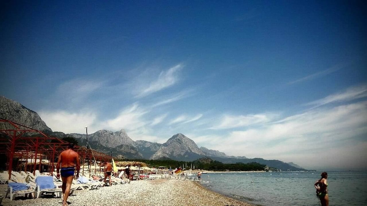 Облака и море Armas Gül Beach