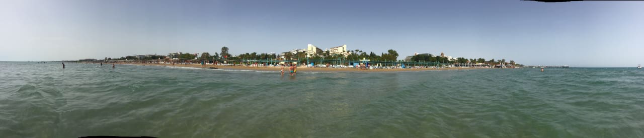 Strand Iz Flower Side Beach Hotel