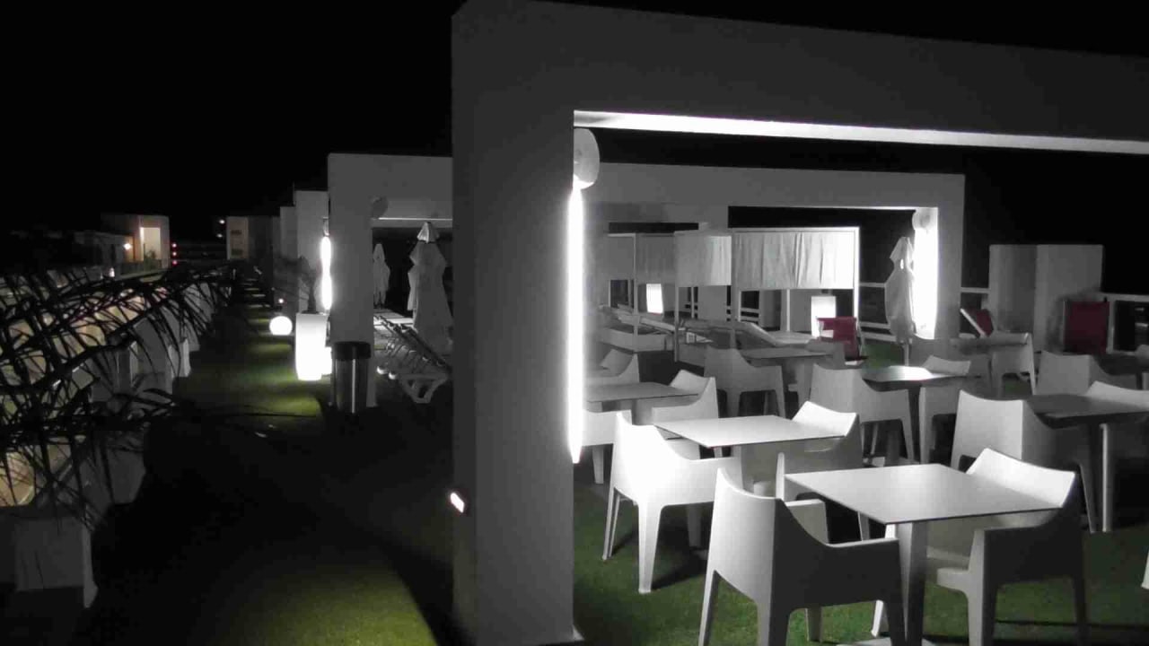 Dachterrasse bei Nacht LABRANDA Marieta - Adults only