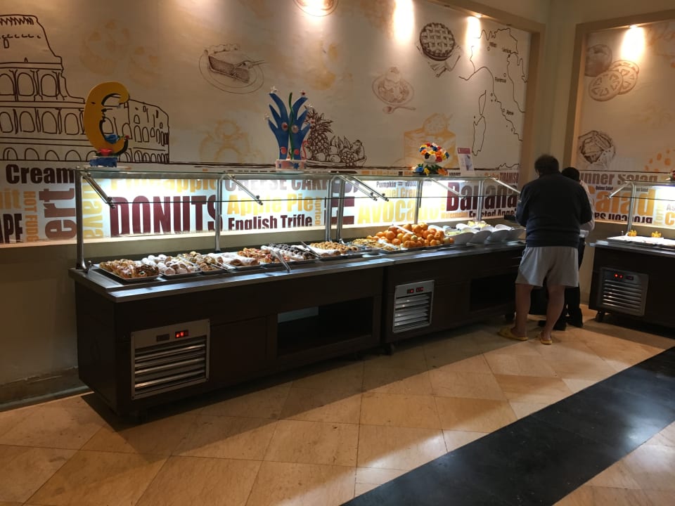 Gastro Three Corners Sea Beach Resort