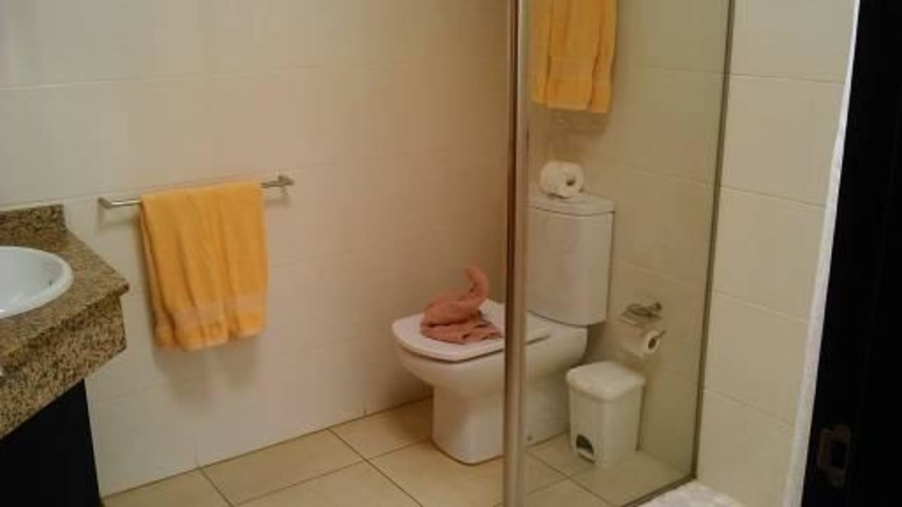 Badezimmer HL Miraflor Suites Hotel