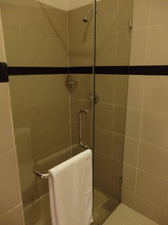 Dusche Mermaid Hotel & Club