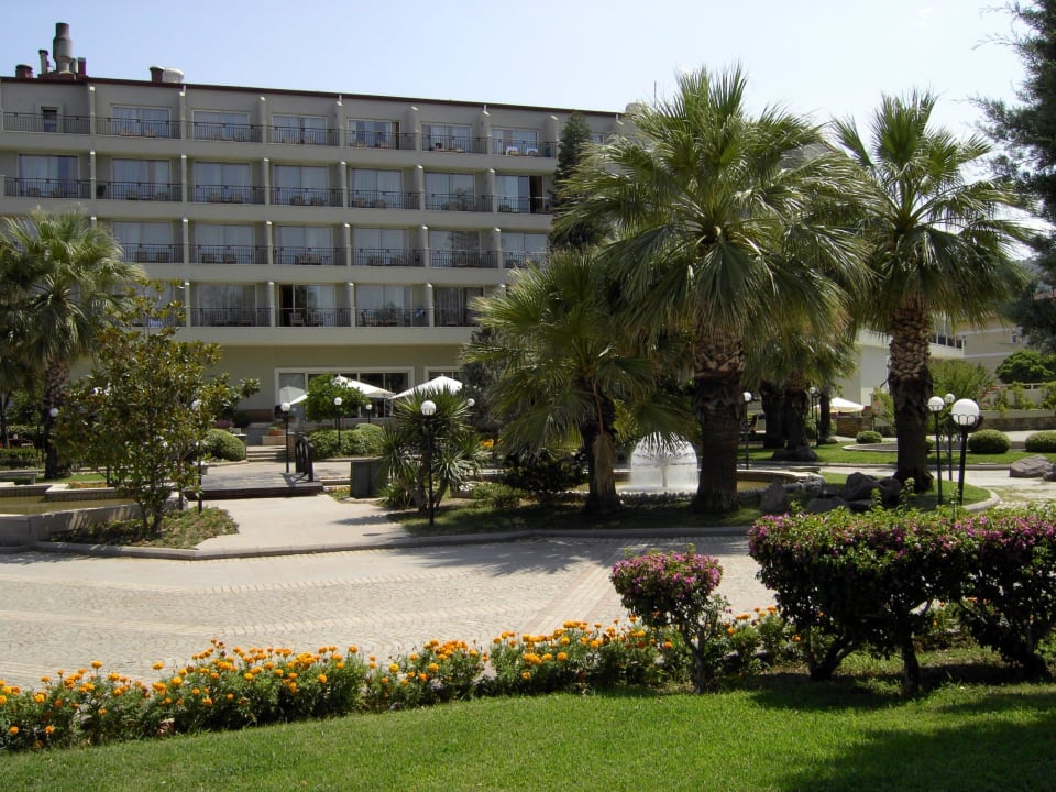 Hotelansicht vom Strand İmperial Turkiz Resort Hotel
