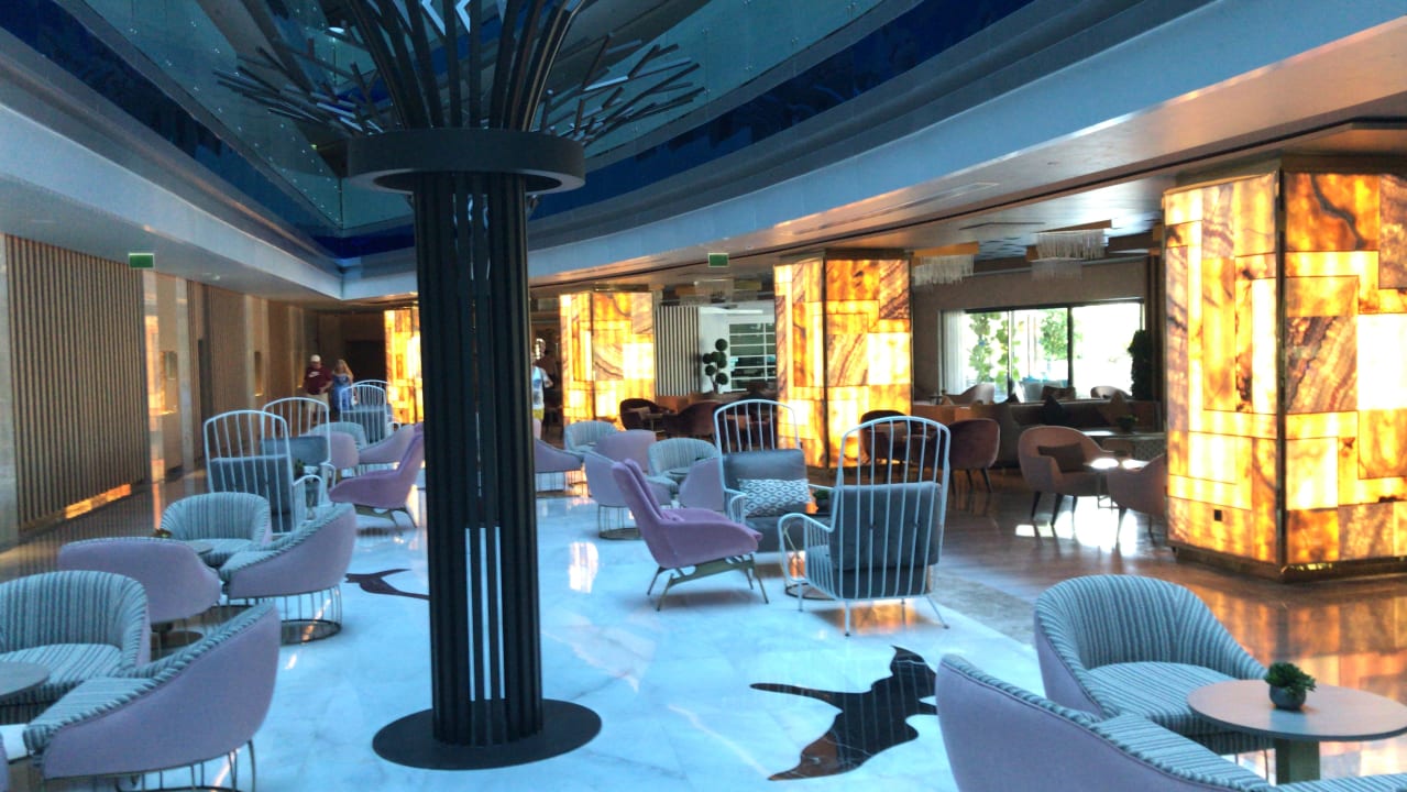 Lobby Royal Wings Hotel