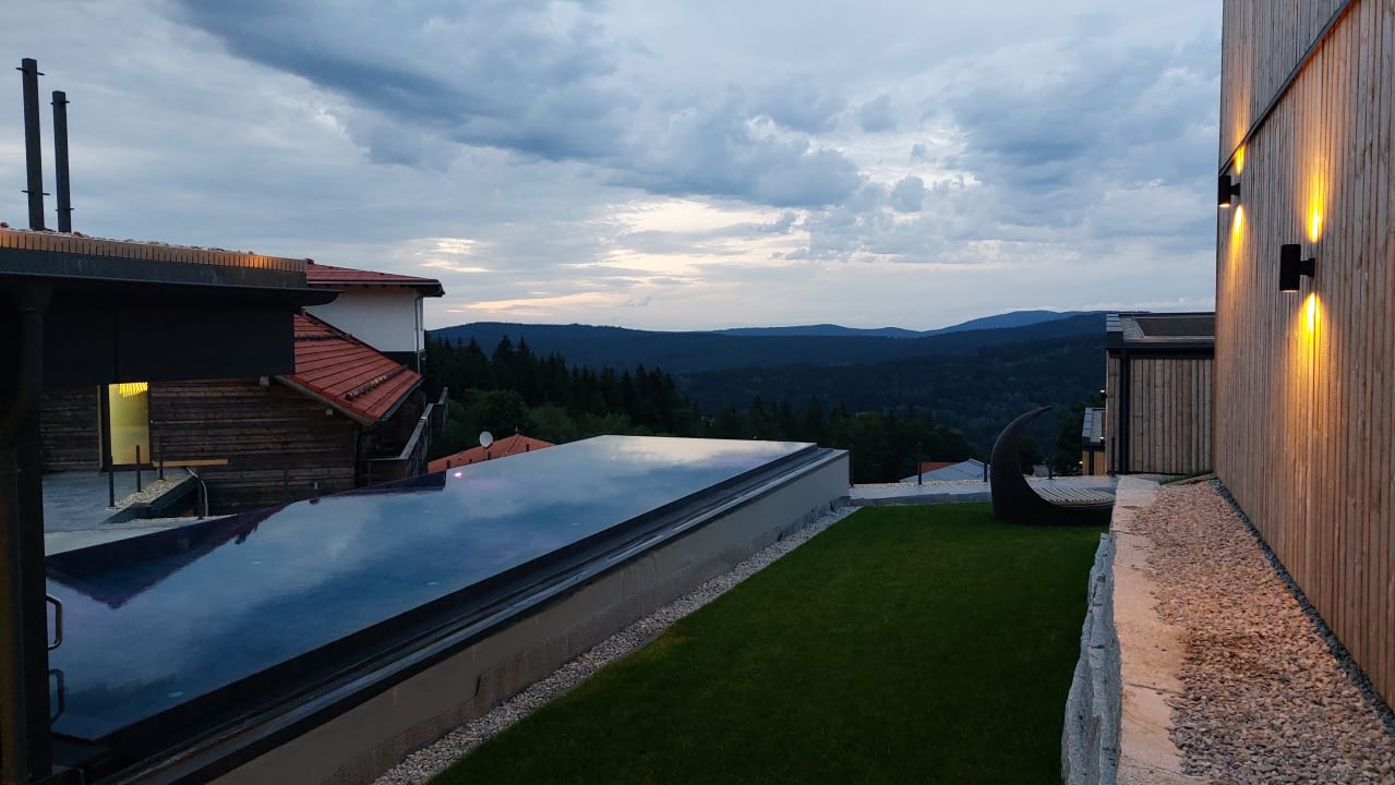 Pool Hunderesort Waldeck