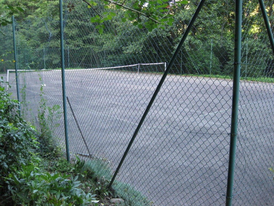 Tennisplatz Hostellerie St Barnabé