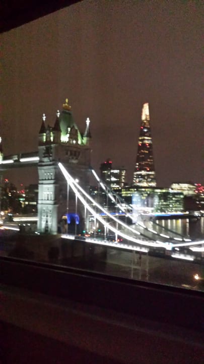 Blick aus unserem Hotelzimmer The Tower - A Guoman Hotel