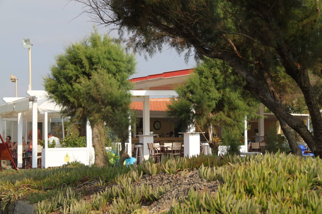 Blick vom Strand Vantaris Luxury Beach Resort