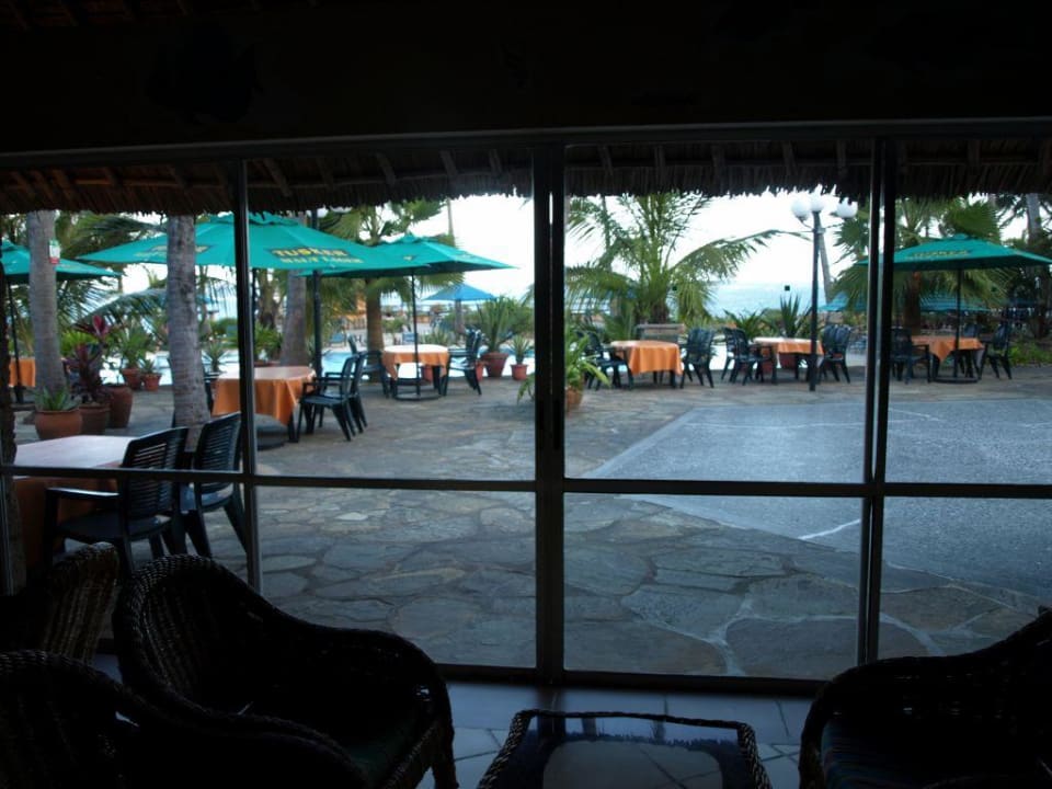 Aus der Lobby Bahari Beach Hotel