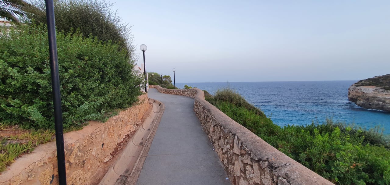 Außenansicht blau punta reina