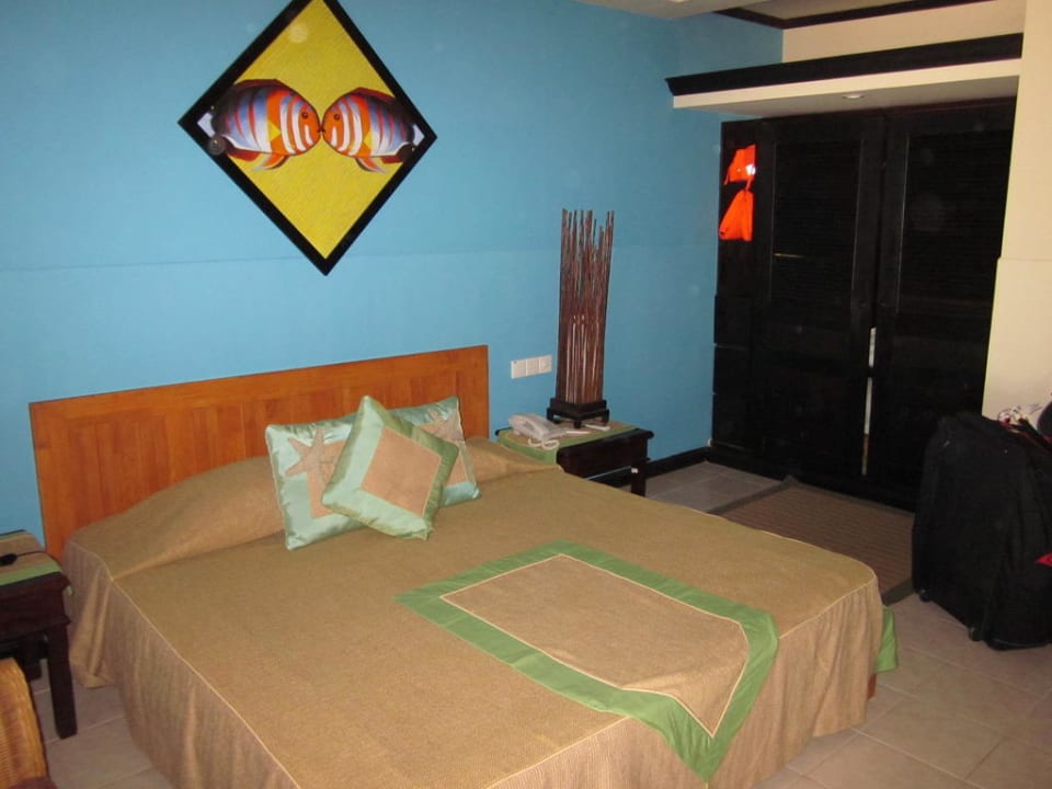 Unser Zimmer / Bett Ellaidhoo Maldives by Cinnamon