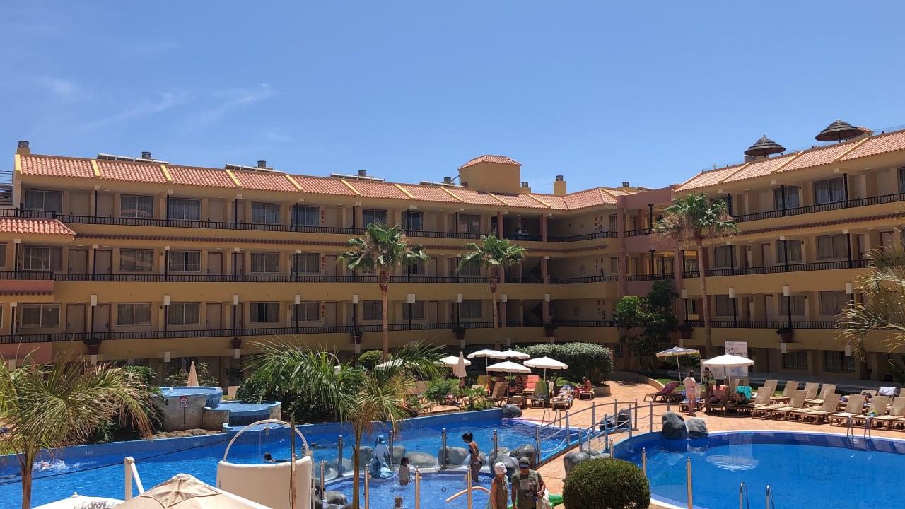 Pool HOVIMA Jardin Caleta