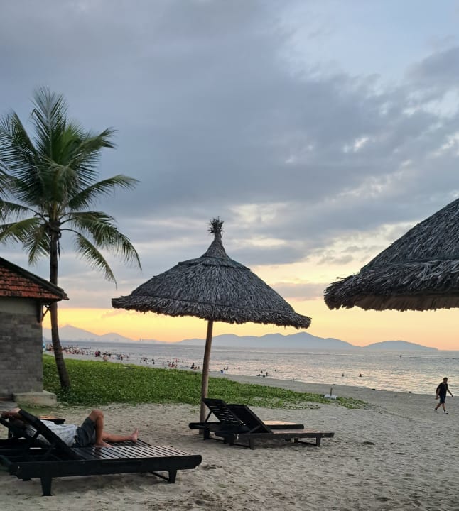 Strand Hotel Hoi An Beach Resort