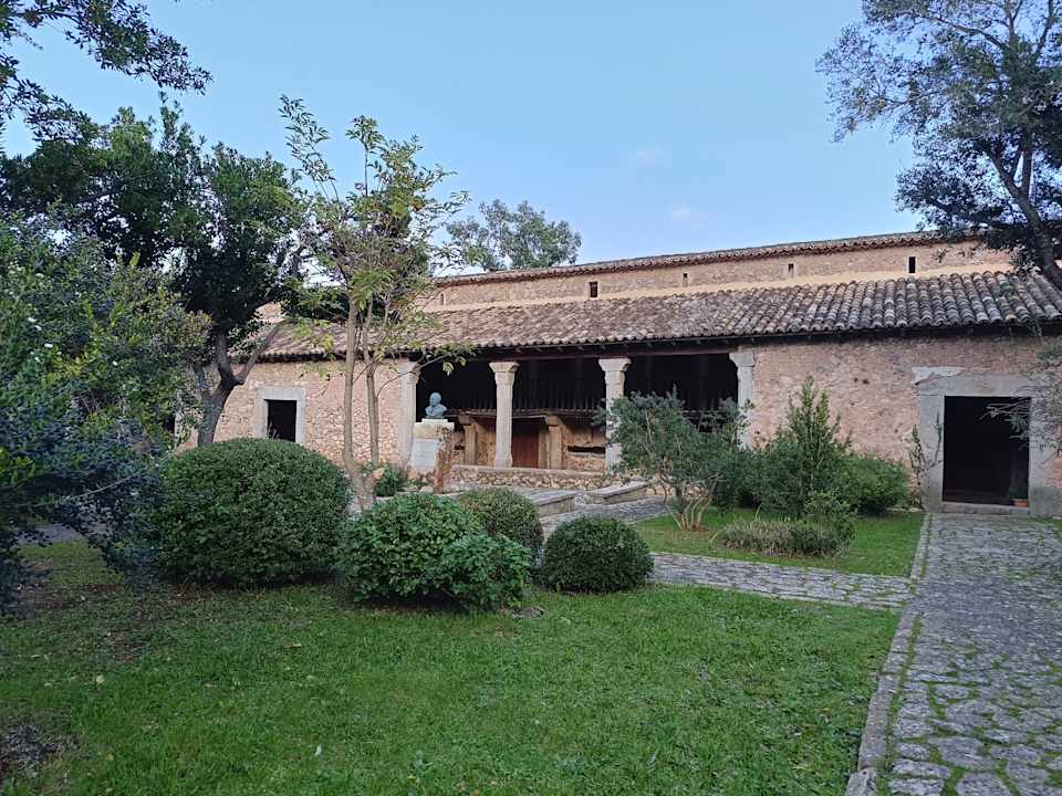 Außenansicht Guesthouse Santuari de Lluc