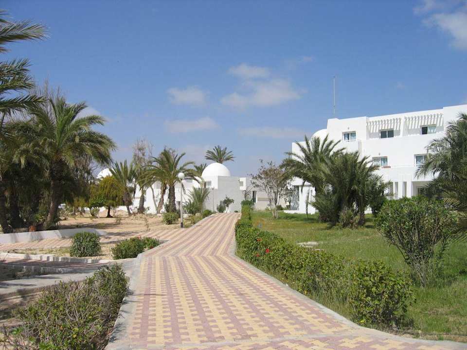 Außenanlage Hotel El Mouradi Djerba Menzel