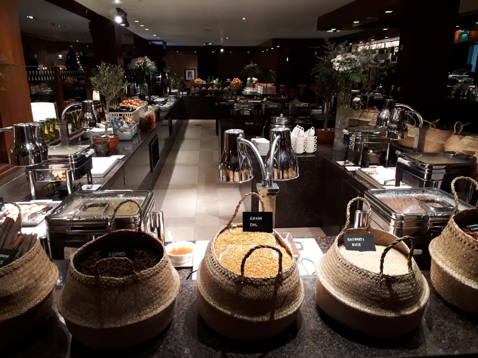 Gastro Sheraton Hotel & Resort Abu Dhabi