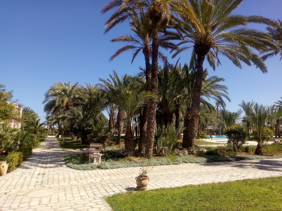 Gartenanlage Zita Beach Resort