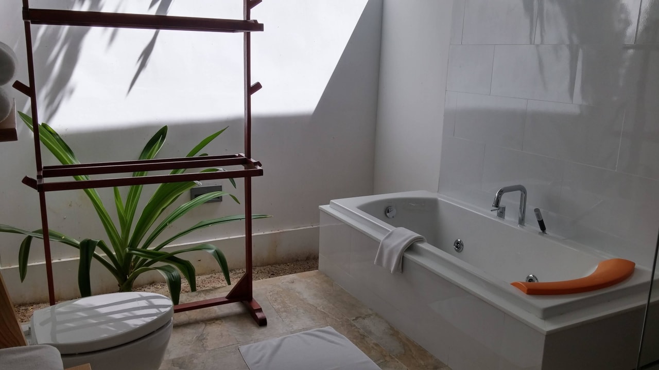 Bad Summer Island Maldives