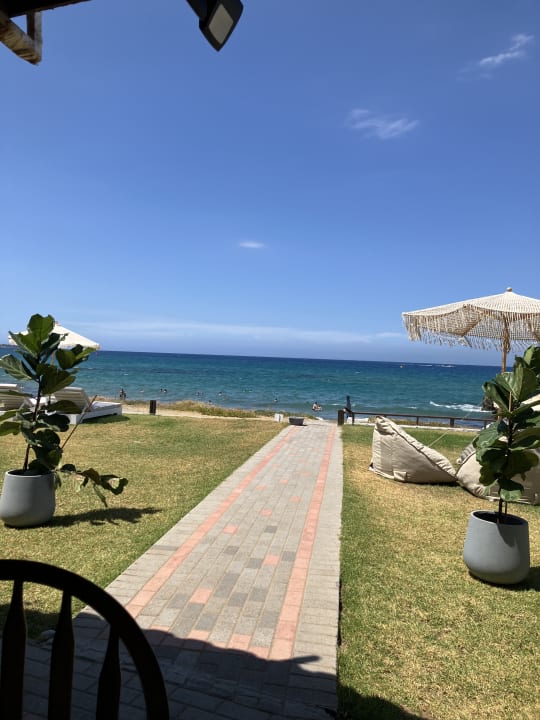 Pool Outrigger Kona Resort and Spa