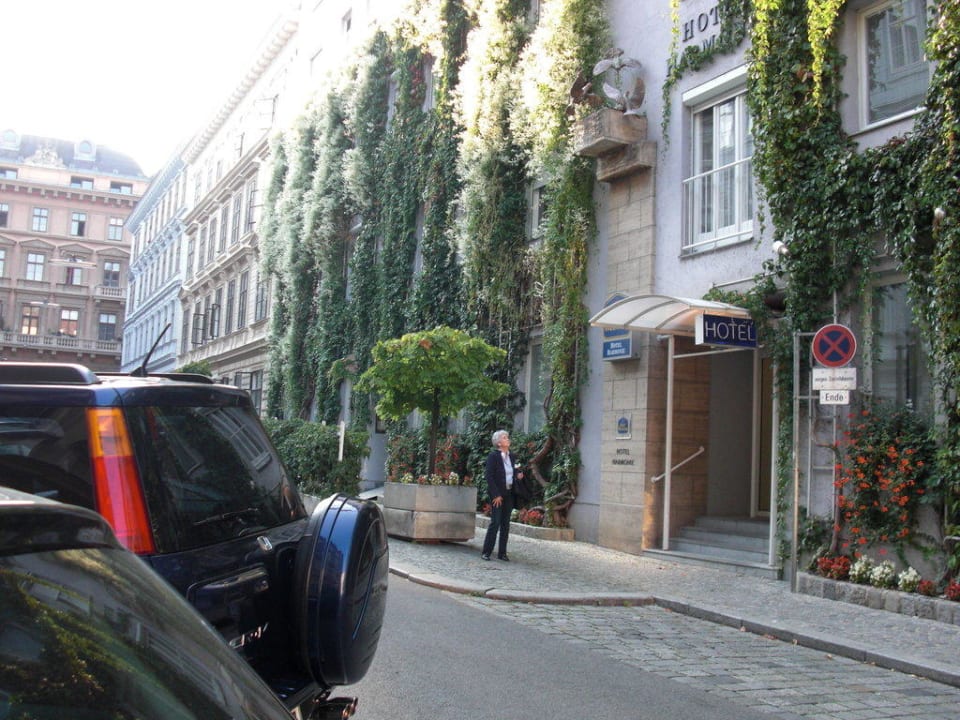 Eingang Hotel Harmonie The Harmonie Vienna, BW Premier Collection