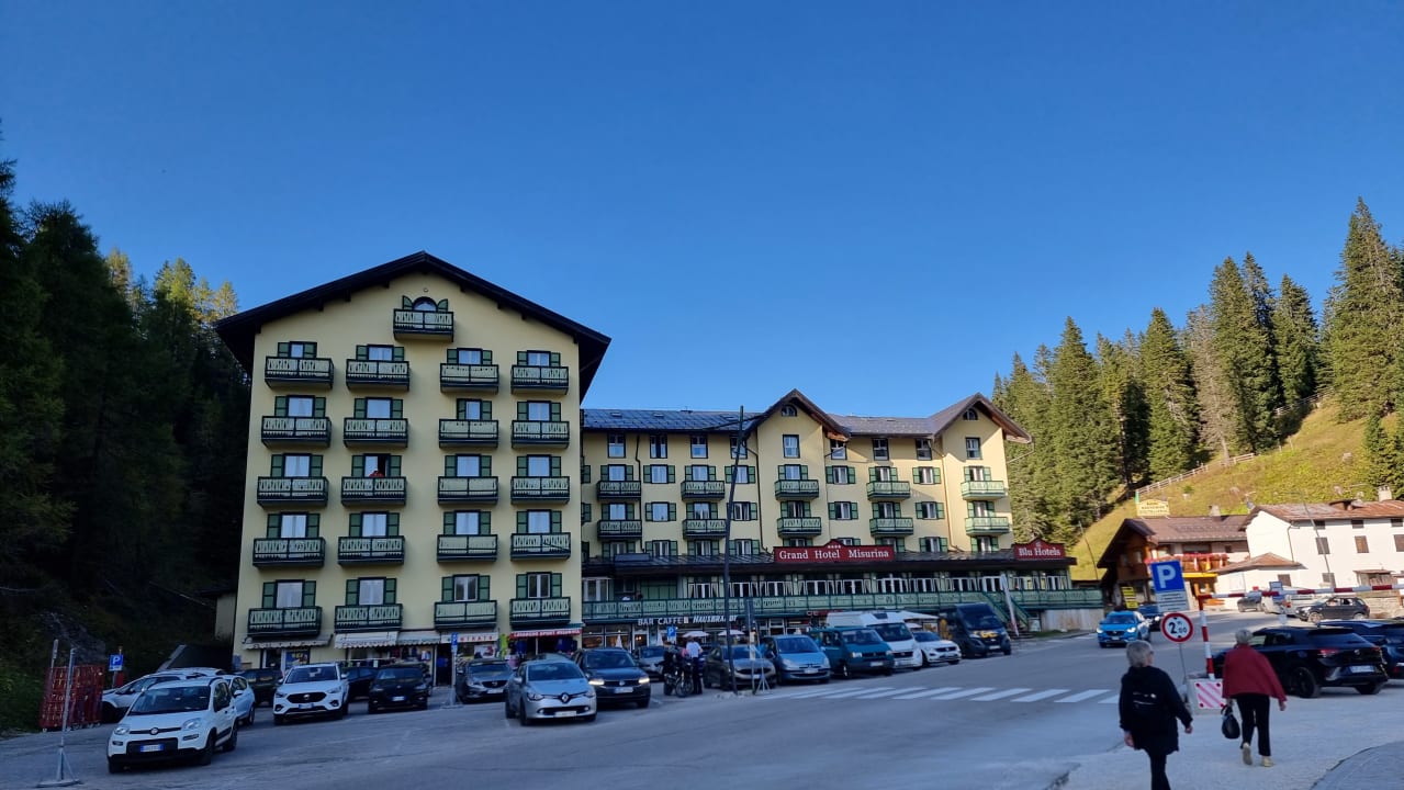 Außenansicht Grand Hotel Misurina