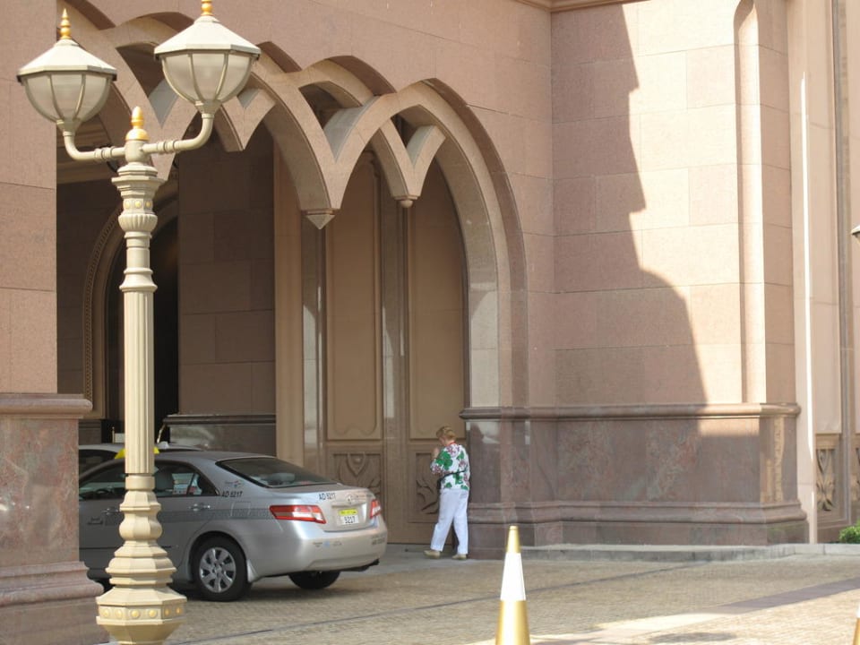 Außenansicht Emirates Palace Mandarin Oriental