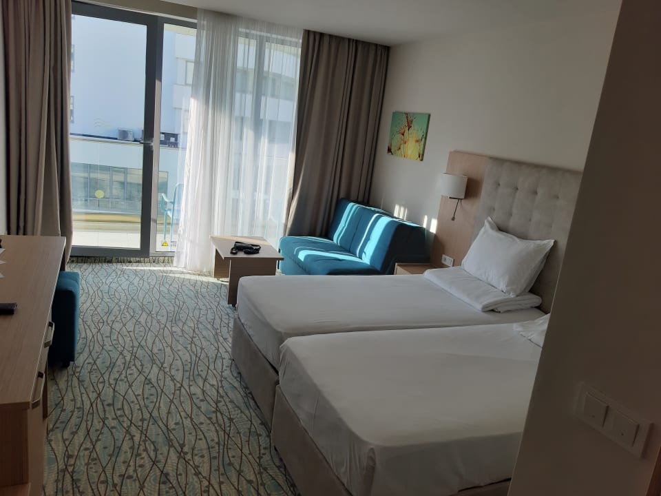 Zimmer Astoria Hotel